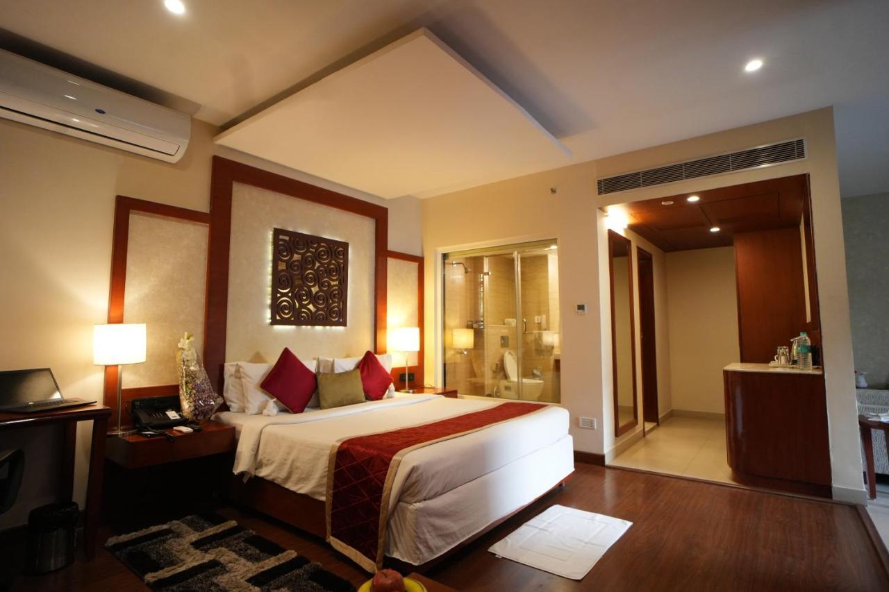 The Altruist Business Hotel Hitech Hyderabad Exterior foto