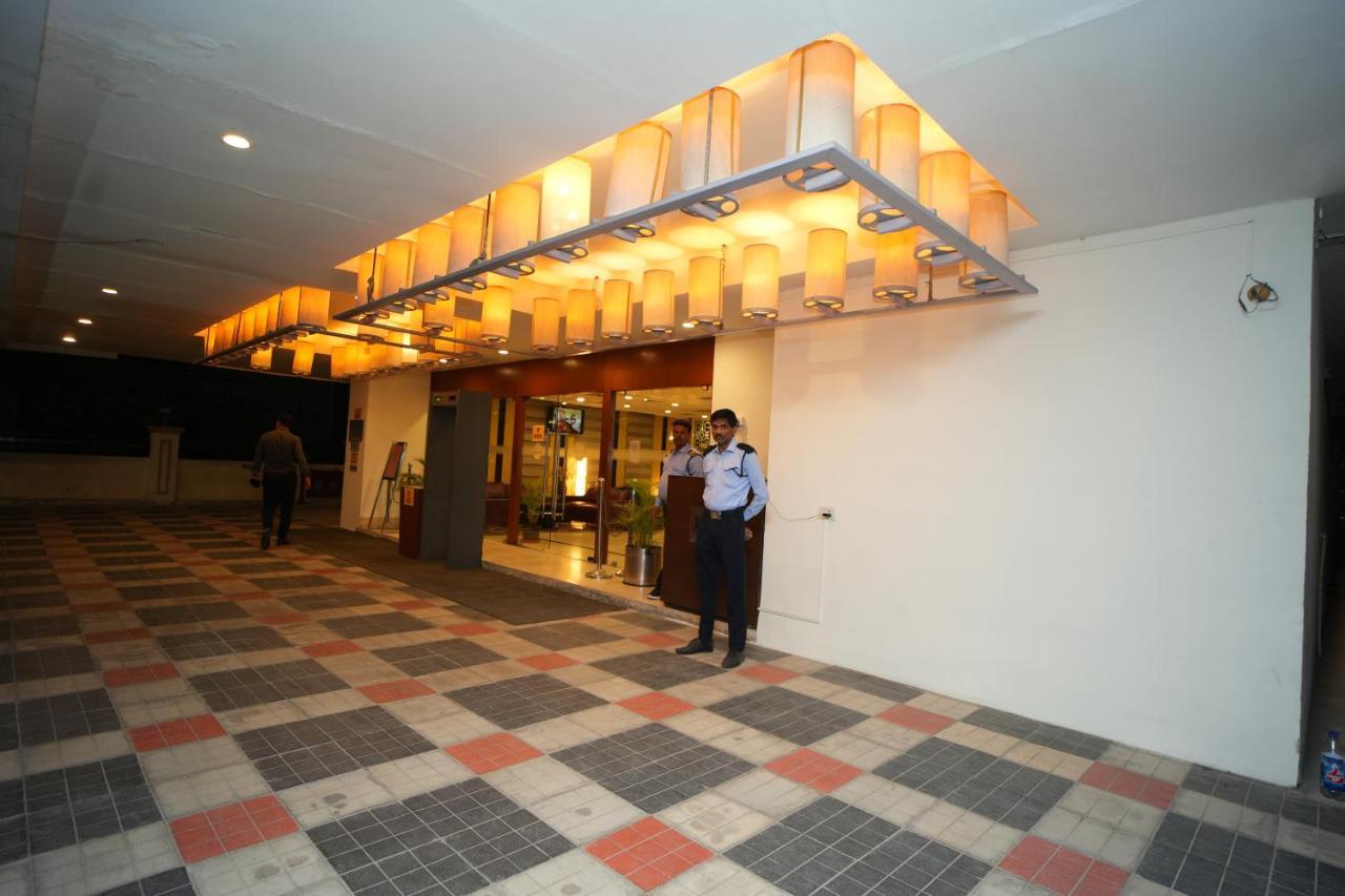 The Altruist Business Hotel Hitech Hyderabad Exterior foto